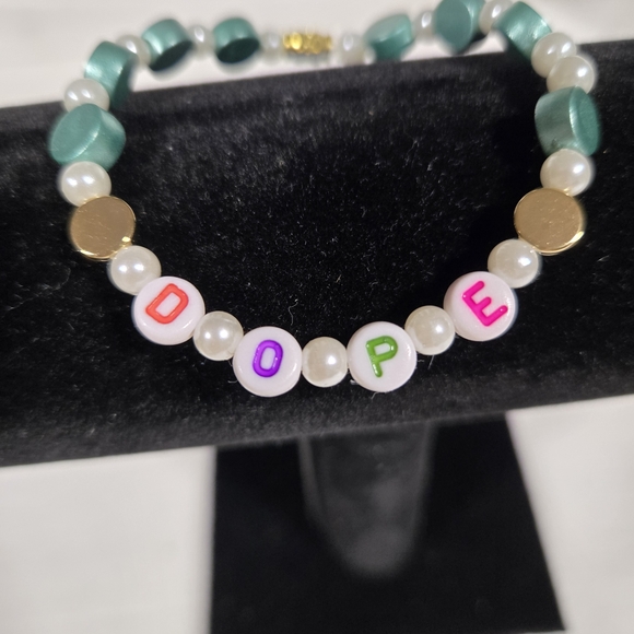Colorful Beaded Bracelet with 'DOPE' Letters - Picture 8 of 8